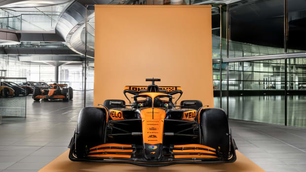 McLaren MCL38